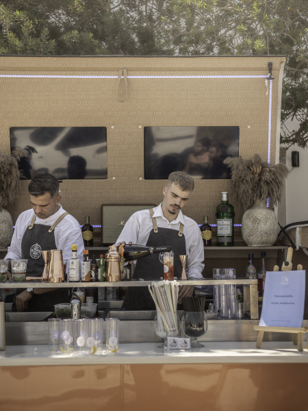 The Rolling Sip - Vanbar (06.09)-063