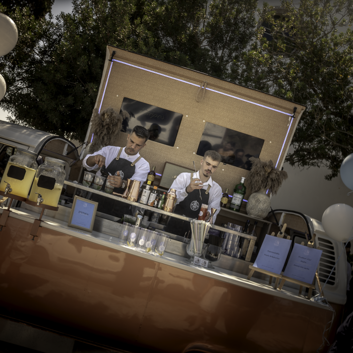 The Rolling Sip - Vanbar (06.09)-065